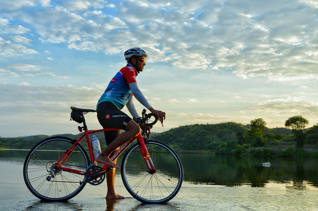 Tips for Choosing the Right Bike: A guide for beginners on how to select the perfect bike for their needs and riding style